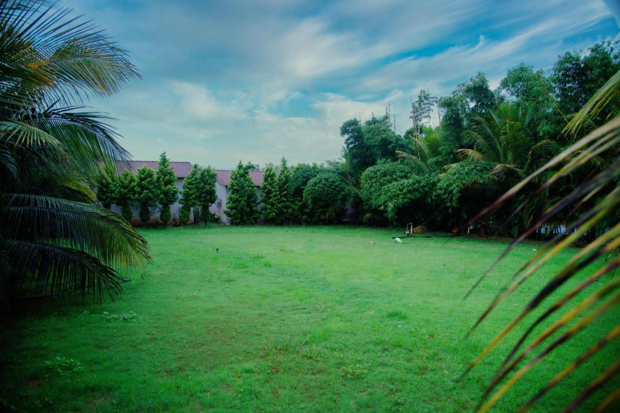 Sterling Banashree Badami Hotel Luaran gambar